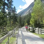 Hannas Alpengruss & Apartamento