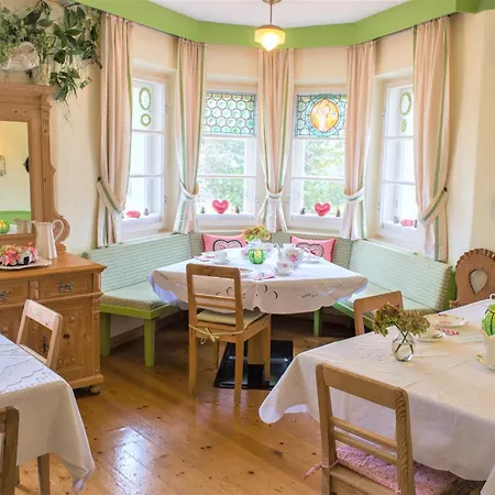 Hannas Alpengruss & Apartamento Seefeld in Tirol