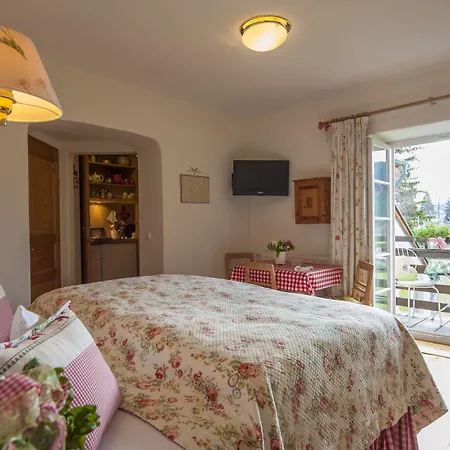 Hannas Alpengruss & Apartamento