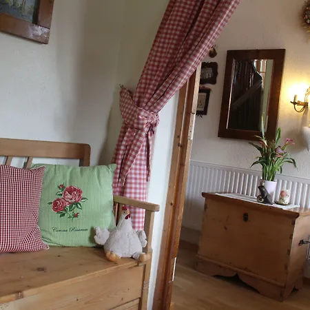 Hannas Alpengruss & זיפלד אין טירול