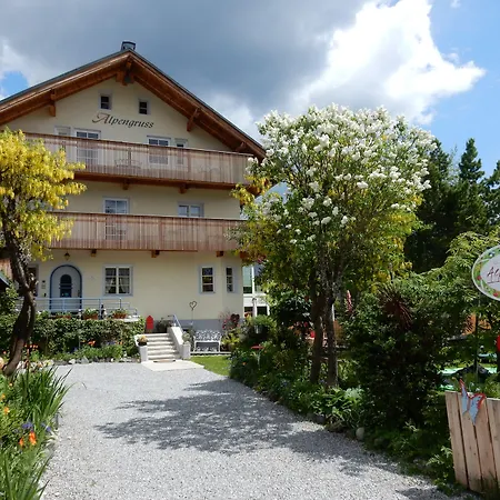 Hannas Alpengruss & Apartman Seefeld in Tirol