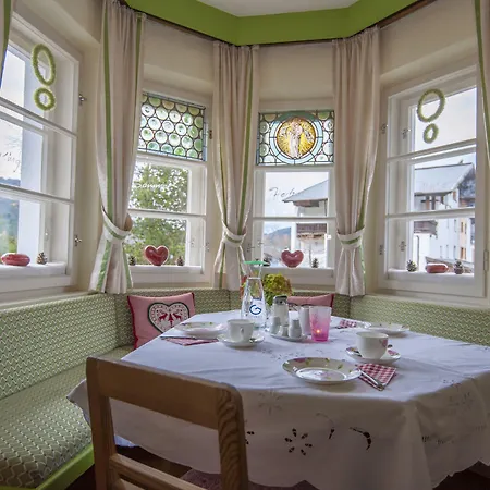 Hannas Alpengruss & Daire *