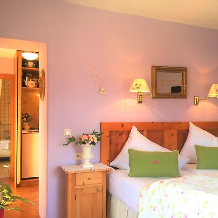 Hannas Alpengruss & Apartman Seefeld in Tirol